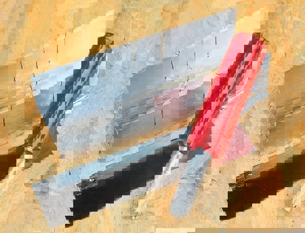 45&deg;, 60&deg;, 90&deg; B490 Razor Saw Miter Box & Saw