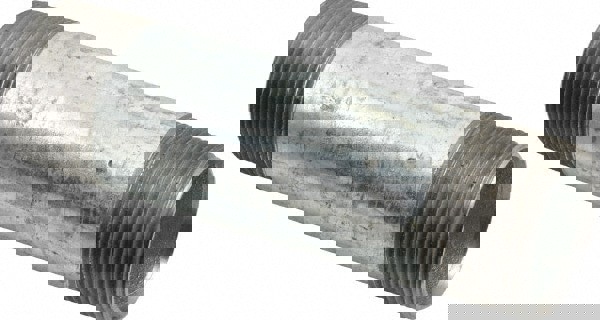 Galvanized Pipe Nipple: 1-1/4