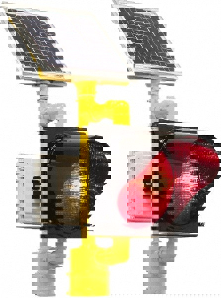 Parking Lot & Roadway Lights; Fixture Type: Roadway Light ; Lens Material: Polycarbonate ; Lamp Base Type: Standard ; Lens Color: Red ; Standards Met: MUTCD