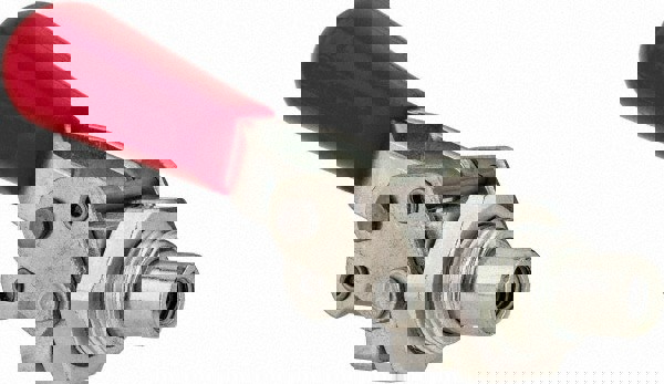 Standard Straight Line Action Clamp: 200 lb Load Capacity, 0.75