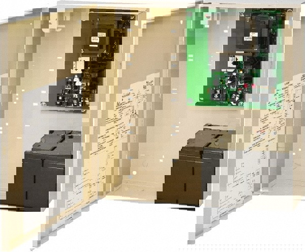 12/24 Watt, 1 Amp, 12/24 VDC Output, Power Supply