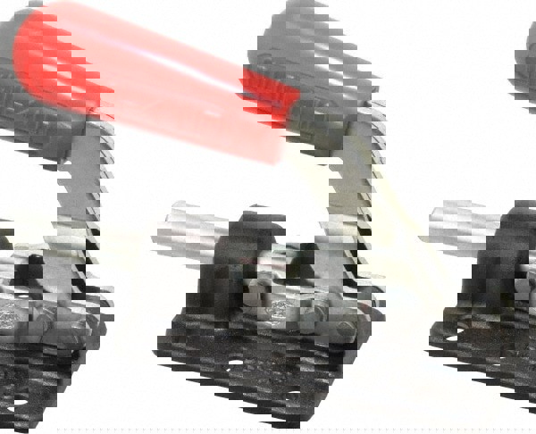 Standard Straight Line Action Clamp: 800 lb Load Capacity, 1.63