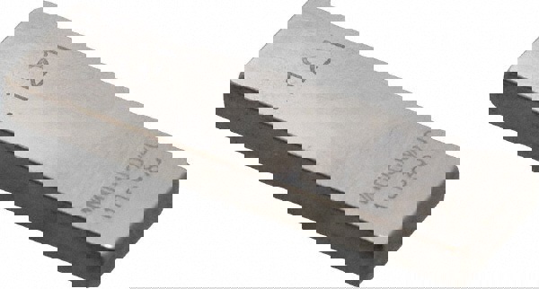 Rectangle Steel Gage Block: 0.121