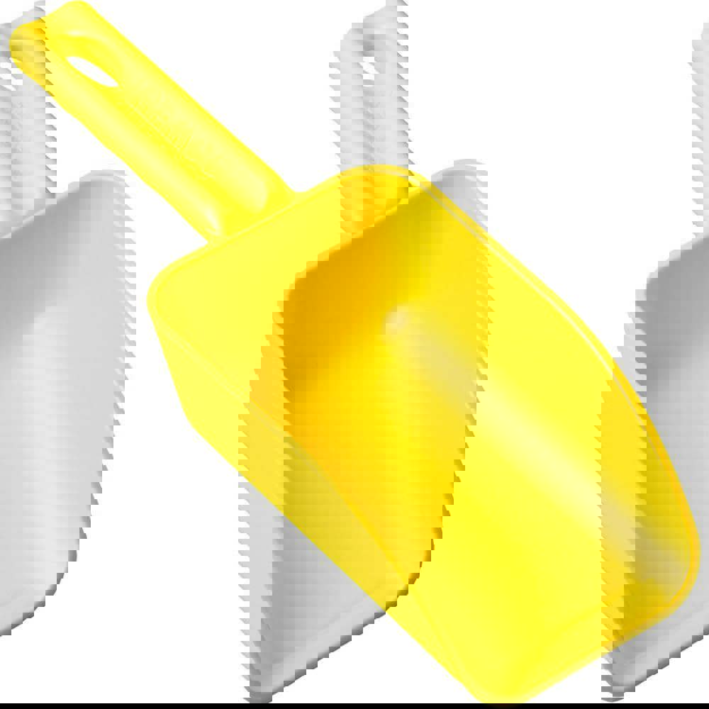 16 oz Yellow Polypropylene Flat Bottom Scoop