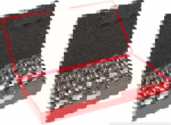 Gage Block Set: 0.05 to 1'' Range, 36 Pc