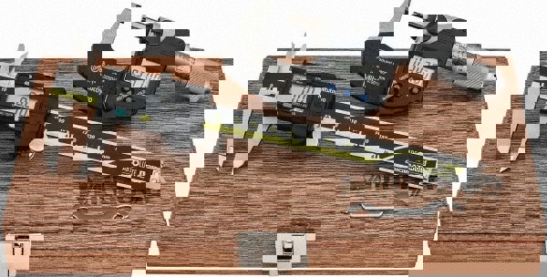 Machinist Caliper & Micrometer Kit: 4 pc, 0 to 150 mm Caliper, 0 to 25.4 mm Micrometer