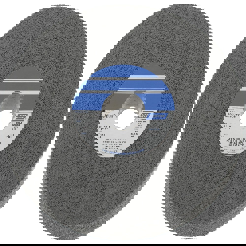 Deburring Wheel: Density 8, Silicon Carbide