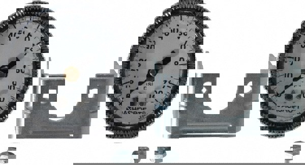 Pressure Gauge: 1-1/2