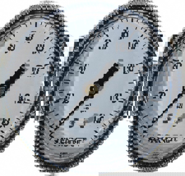 Pressure Gauge: 2-1/2