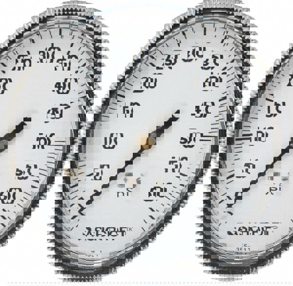 Pressure Gauge: 3-1/2