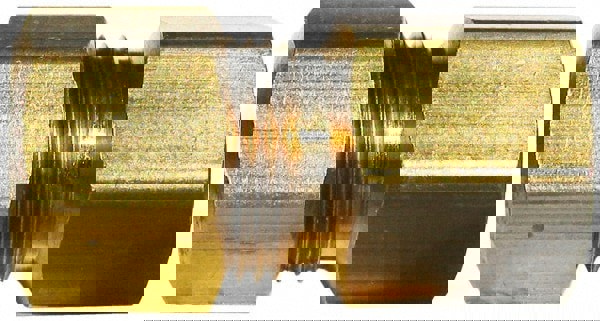 Compression Tube Connector: 3/4