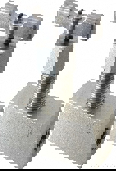 Needle Valve: Straight, 3/8