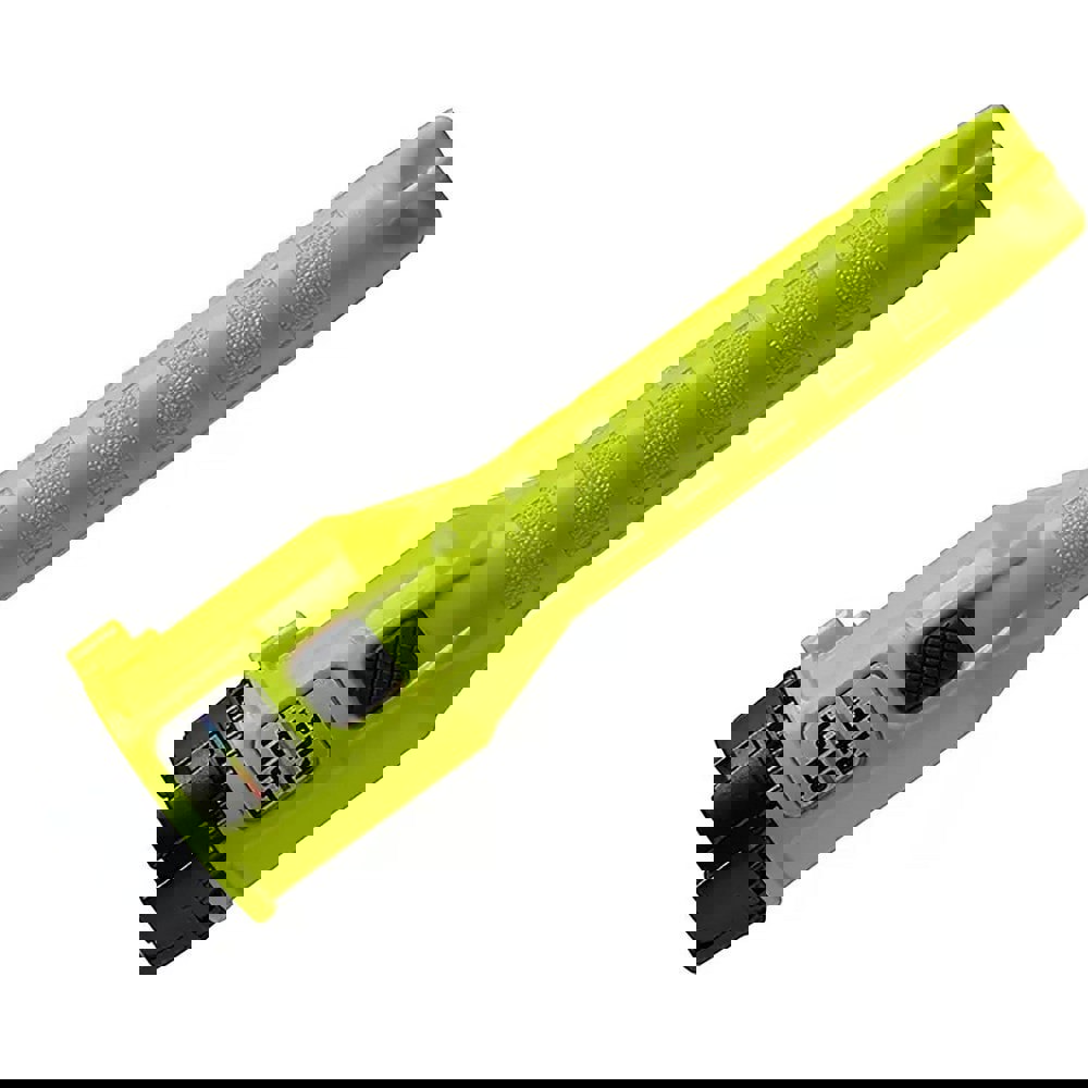 Dualie. 3AA Color-Rite. Flashlight