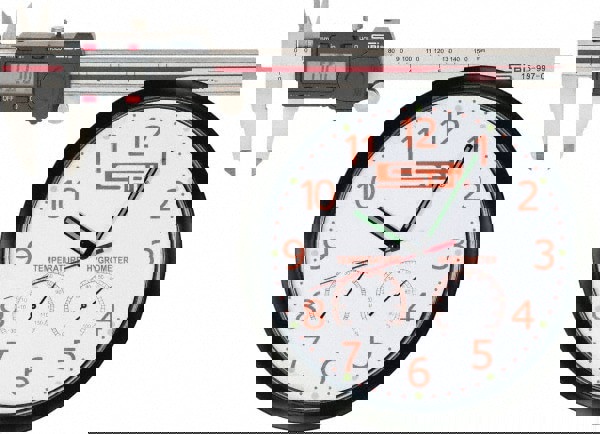 Electronic Caliper: 0 to 6