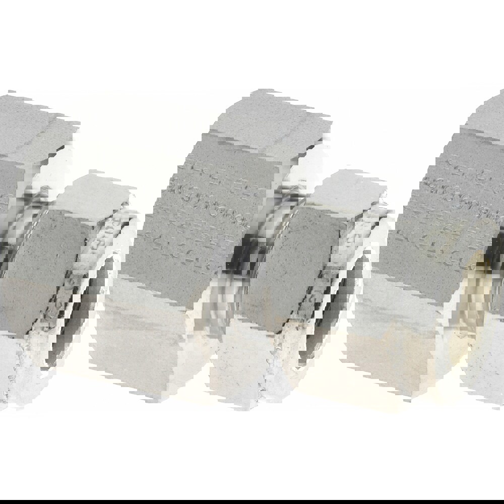 Compression Tube Connector: 3/8-18