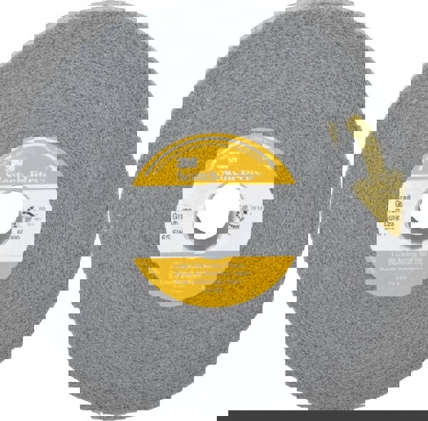Deburring Wheel: Density 6, Silicon Carbide