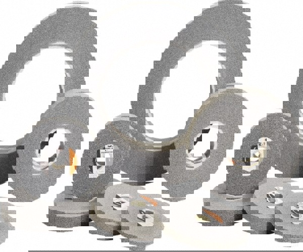 Deburring Wheel: Density 7, Silicon Carbide