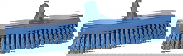 Scrub Brush: Polyester Bristles