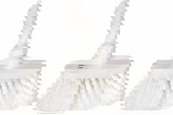 Wash Brush: Polyester Bristles