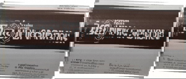 White Rouge: White, Color