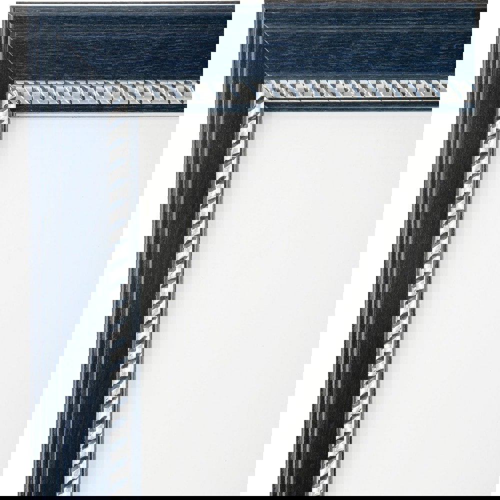 Sign Holders & Frames; UNSPSC Code: 55121700