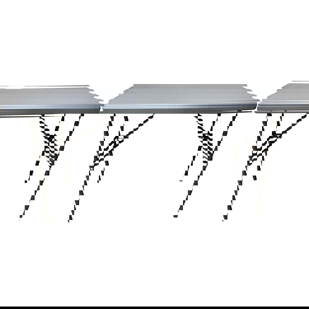 Folding Tables; UNSPSC Code: 56101519