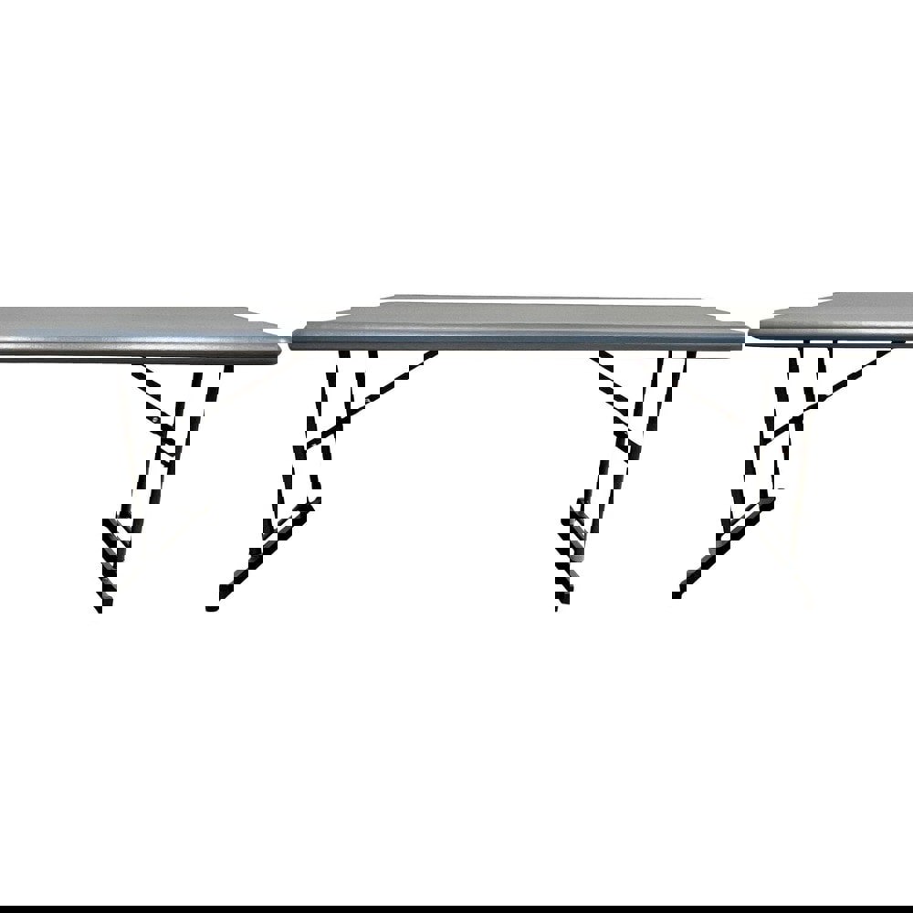 Folding Tables; UNSPSC Code: 56101519