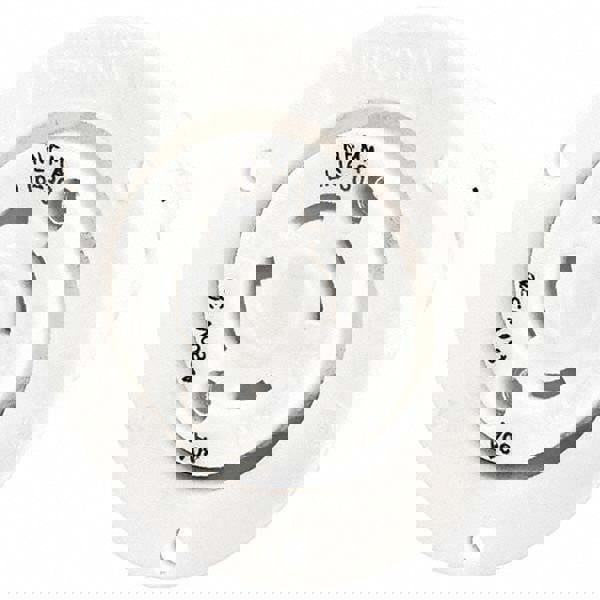 Twist Lock Receptacles; Receptacle/Part Type: Receptacle; Gender: Female; NEMA Configuration: L16-30R; Flange Style: Flanged; Amperage: 30 A; Number Of Poles: 3; Number Of Wires: 4; Maximum Cord Diameter: 29.20 mm; Resistance Features: Impact-Resistant; N