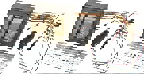 250 Watt, Super CWA Circuit, Metal Halide (Pulse Start), High Intensity Discharge Ballast