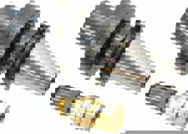 VF40 Inside Taper, CAT40 Outside Taper, CAT-VF Coolant Adapter