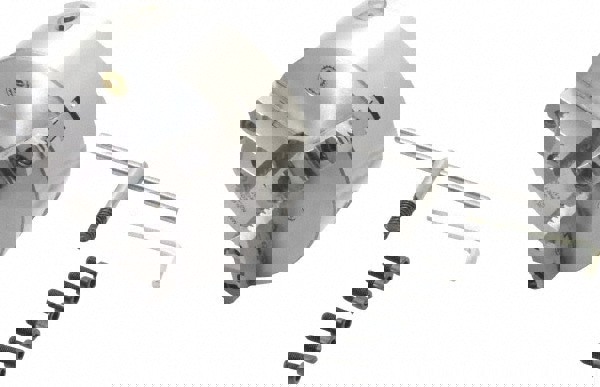 Self-Centering Manual Lathe Chuck: 3-Jaw, 8