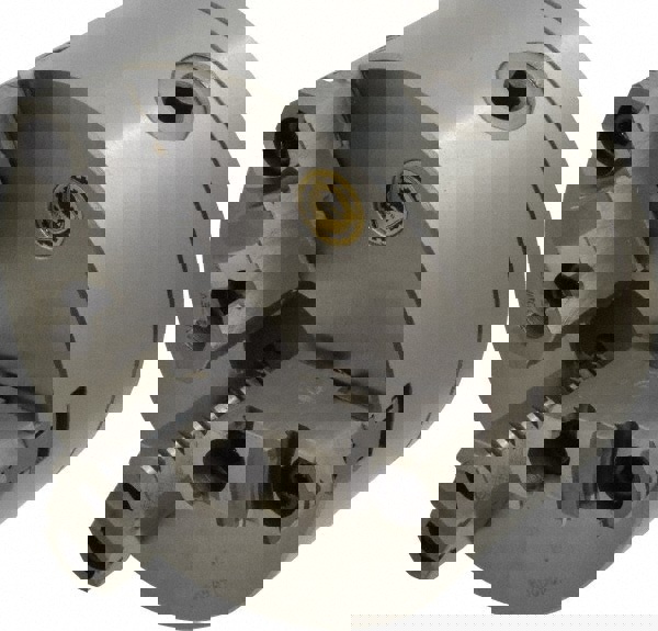 Self-Centering Manual Lathe Chuck: 3-Jaw, 6-1/4