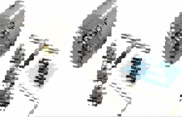 Self-Centering Manual Lathe Chuck: 3-Jaw, 4