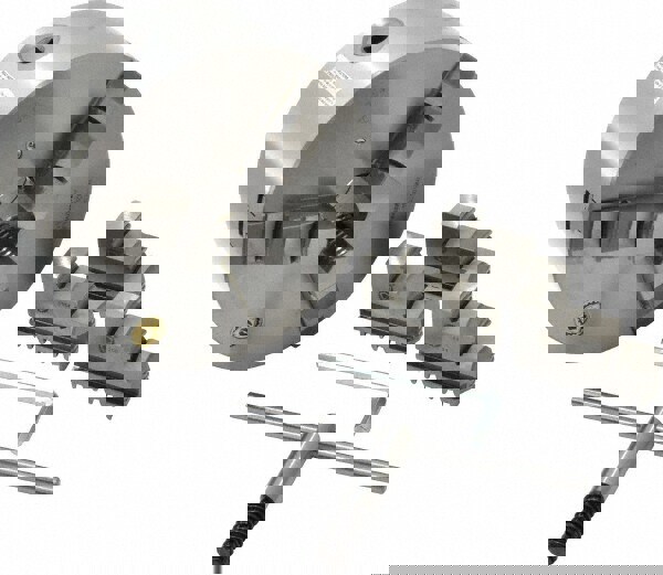 Self-Centering Manual Lathe Chuck: 3-Jaw, 8