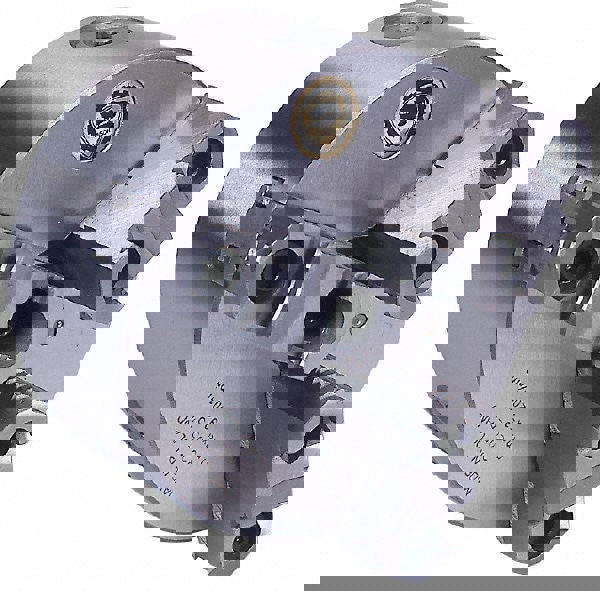 Self-Centering Manual Lathe Chuck: 3-Jaw, 10