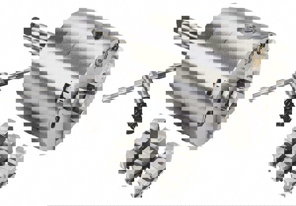 Self-Centering Manual Lathe Chuck: 3-Jaw
