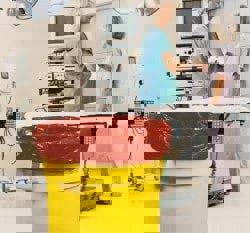 BAG, ISOLATION, INFECTIONS WASTE COLLECTION, RACK, HEAVY DUTY, YELLOW, 30-1/2