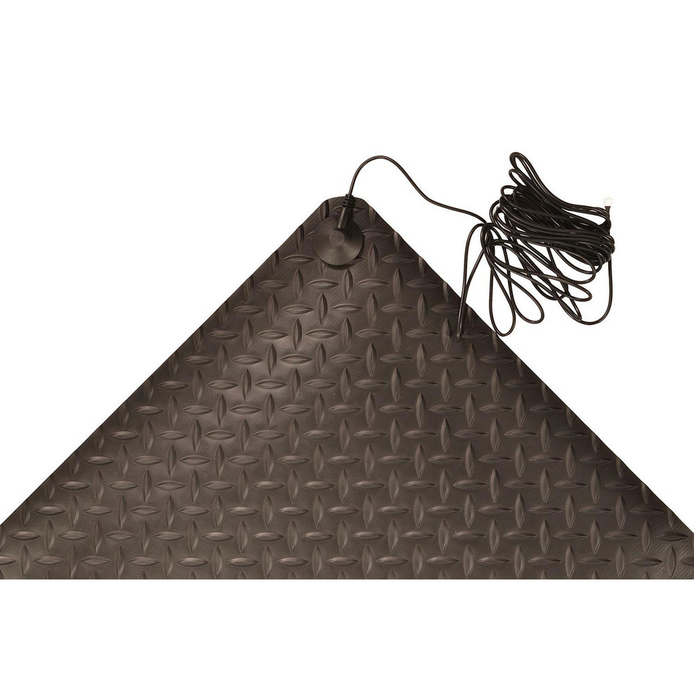 Diamond Stat is a conductive/anti-static mat designed to absorb static electricity. The mat drains static electricity from the worker keeping sensitive circuitry from being damaged. The durable vinyl diamond-plate design provides non-directional traction