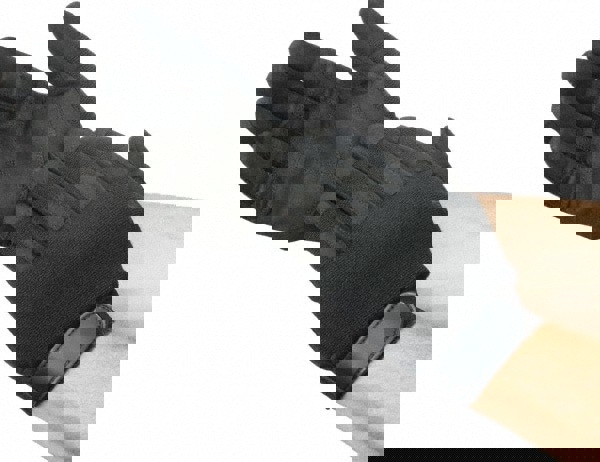 Gloves: Size L, Nylon & Spandura