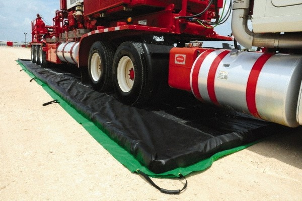 High Wall Collapsible Berm: 479 gal Capacity, 16' Long, 12' Wide