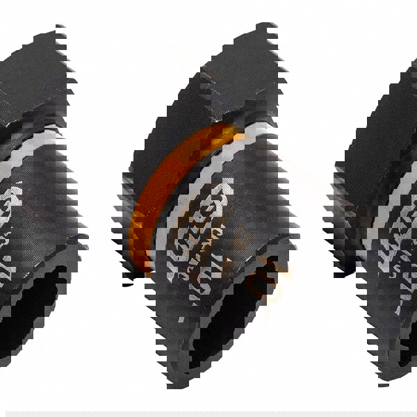 Bolt Extractor Socket: Size -10 mm, 8 mm Drive for -10 mm Screw