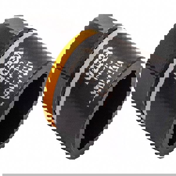 Bolt Extractor Socket: Size -11/16