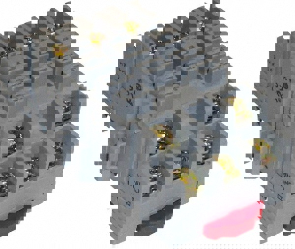 11 Pins, 600 VAC, 15 Amp, Spade Relay Socket