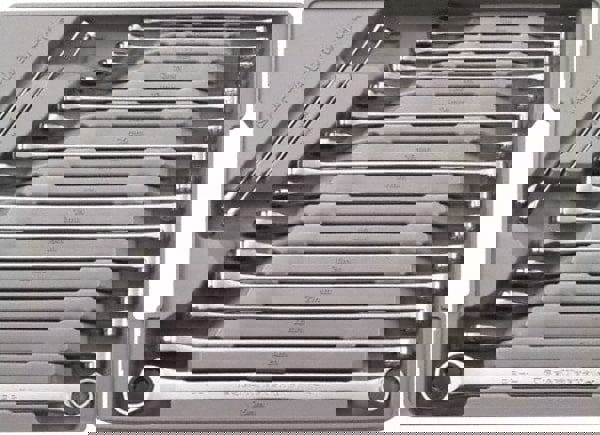 Combination Wrench Set: 17 Pc, 10 mm 11 mm 12 mm 13 mm 14 mm 15 mm 16 mm 17 mm 18 mm 19 mm 20 mm 21 mm 22 mm 24 mm 25 mm 8 mm & 9 mm Wrench, Metric