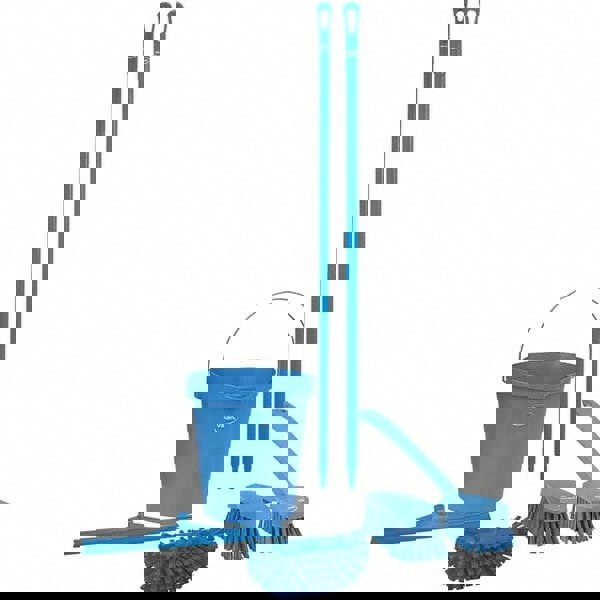 Scouring Brush: Polyester Bristles