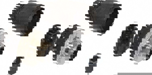 4 Amp, Male Straight Field Attachable Co