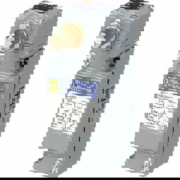 General Purpose Limit Switch: SPDT, NC, Rotary Head, Side