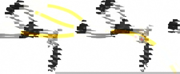 3 Outlets, 125 VAC, 20 Amp, Yellow and B