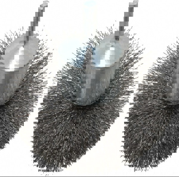 End Brushes: 3