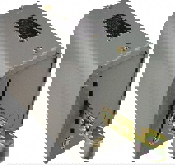 1 NEMA Rated, DPST-DB, Float Switch Pres